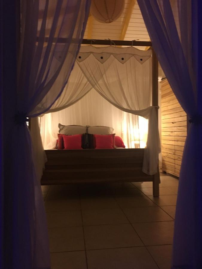 Au Bel'Vue Chez Sandrine "Gite & Chambre D'Hotes" Le Moule Dış mekan fotoğraf