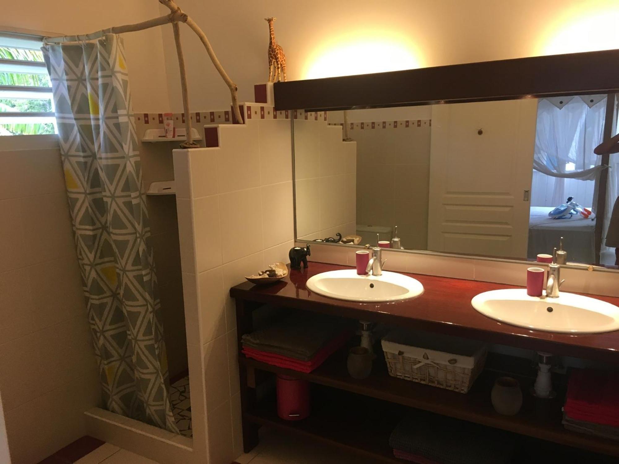 Au Bel'Vue Chez Sandrine "Gite & Chambre D'Hotes" Le Moule Dış mekan fotoğraf