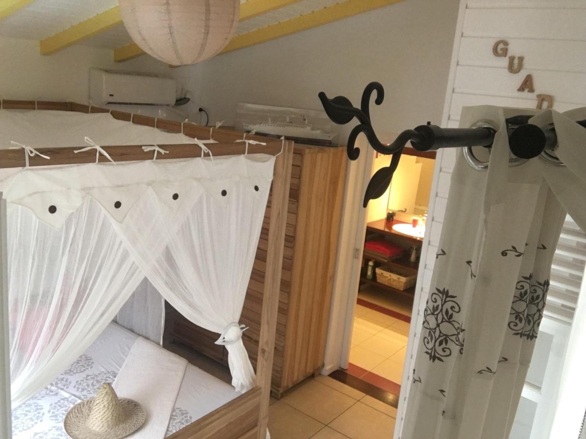 Au Bel'Vue Chez Sandrine "Gite & Chambre D'Hotes" Le Moule Dış mekan fotoğraf